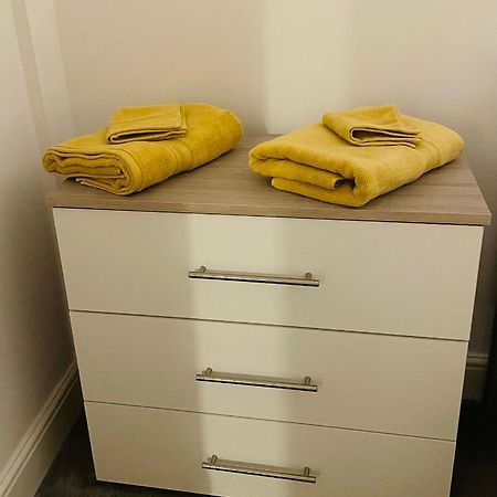 #0509 Two Bedroom Serviced Apartment- Free Parking Derby Buitenkant foto