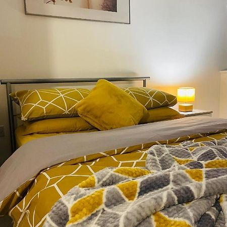 #0509 Two Bedroom Serviced Apartment- Free Parking Derby Buitenkant foto