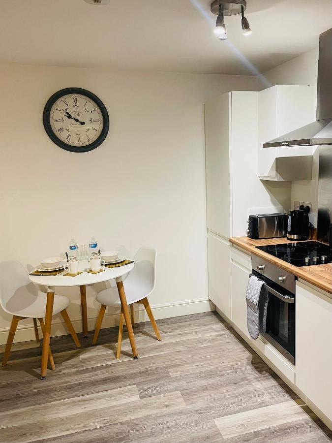 #0509 Two Bedroom Serviced Apartment- Free Parking Derby Buitenkant foto
