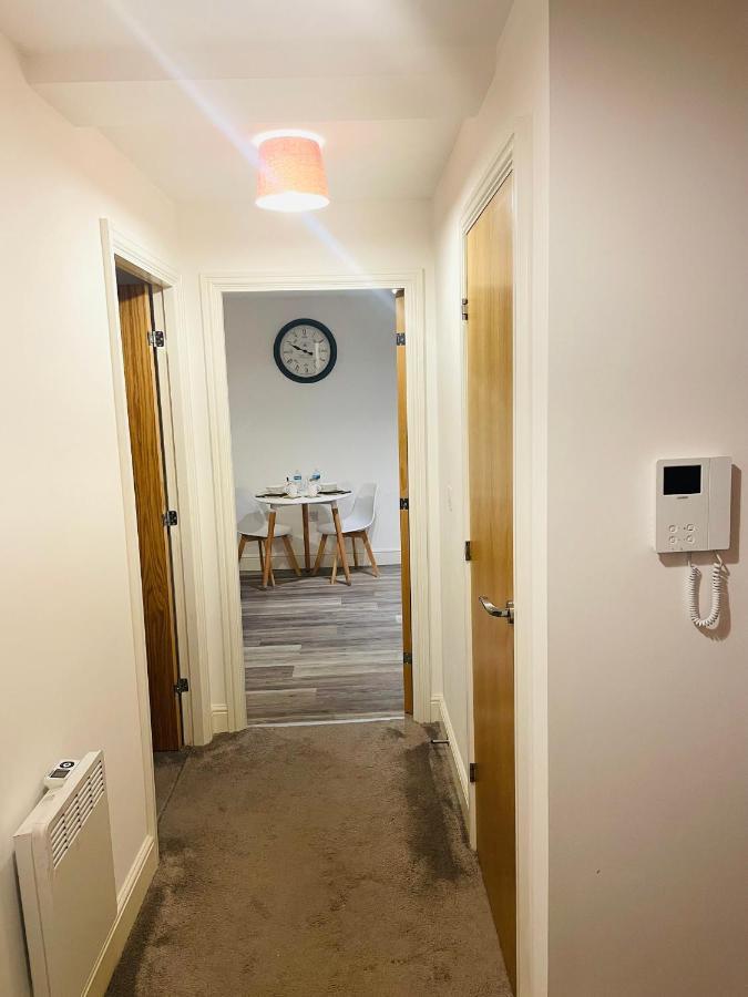 #0509 Two Bedroom Serviced Apartment- Free Parking Derby Buitenkant foto